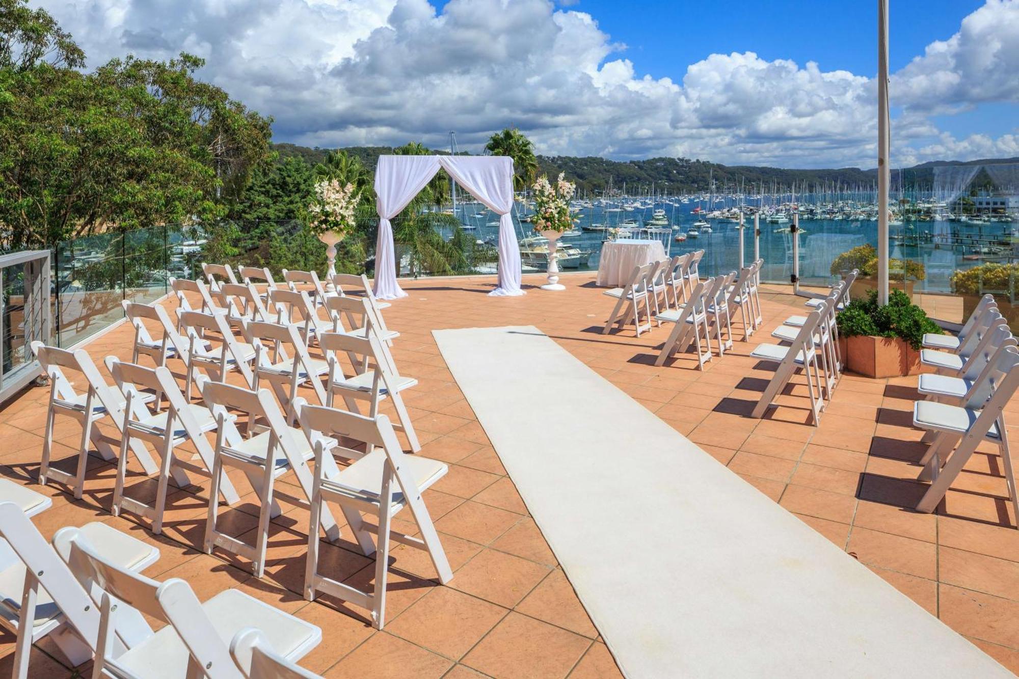 Mirage Hotel Newport Εξωτερικό φωτογραφία
