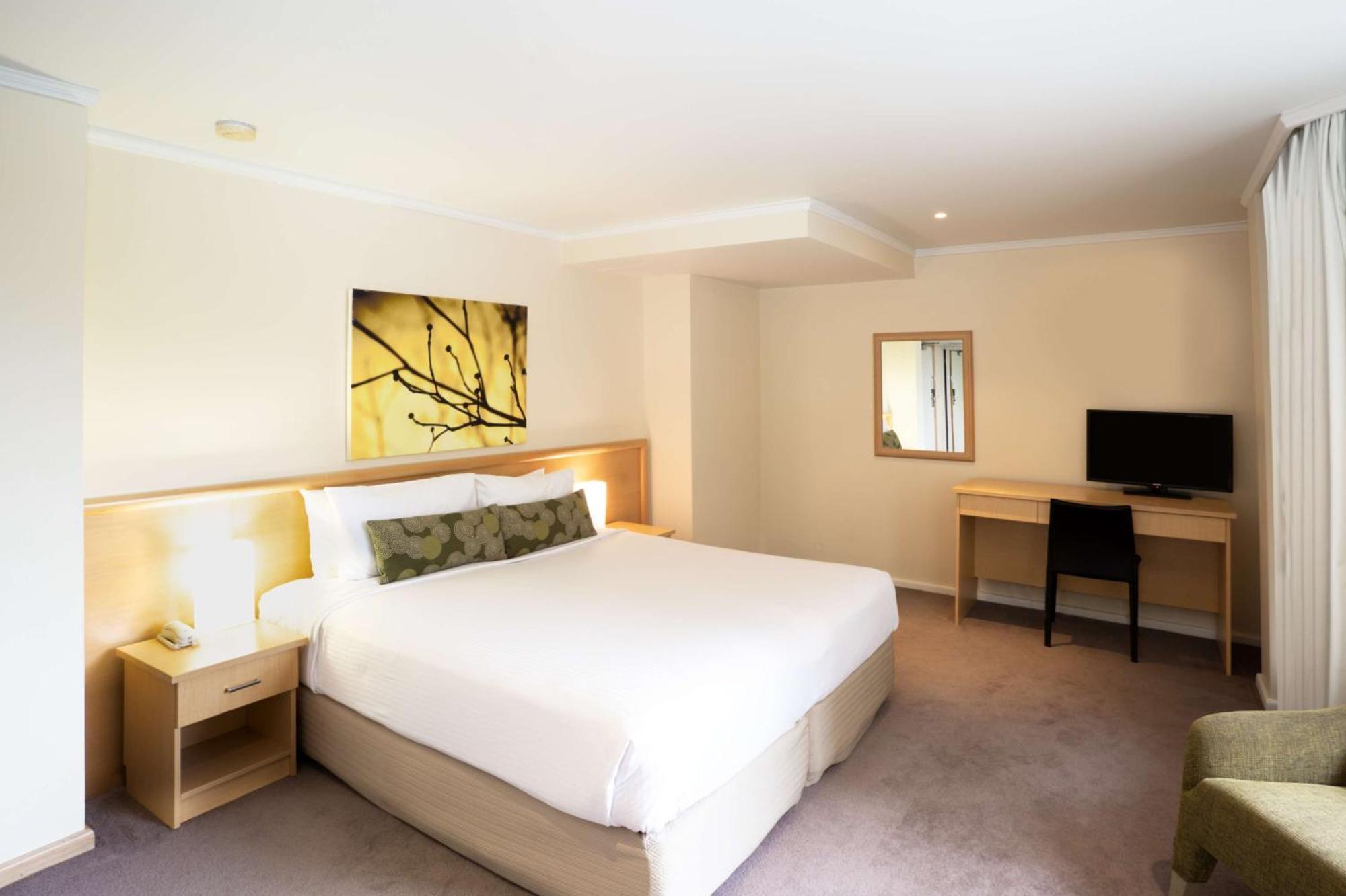 Mirage Hotel Newport Εξωτερικό φωτογραφία
