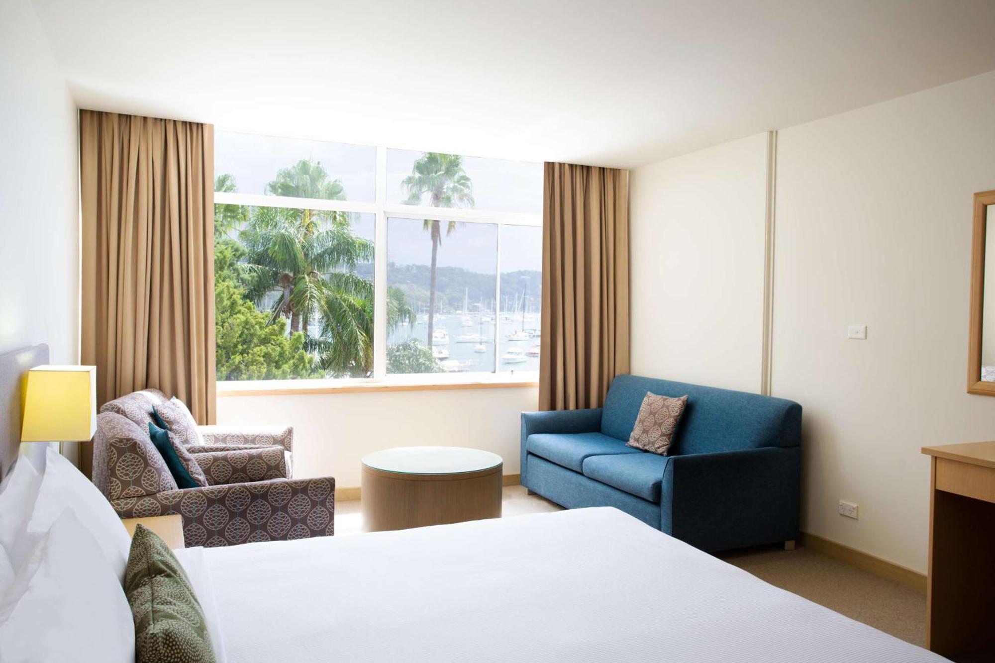Mirage Hotel Newport Εξωτερικό φωτογραφία
