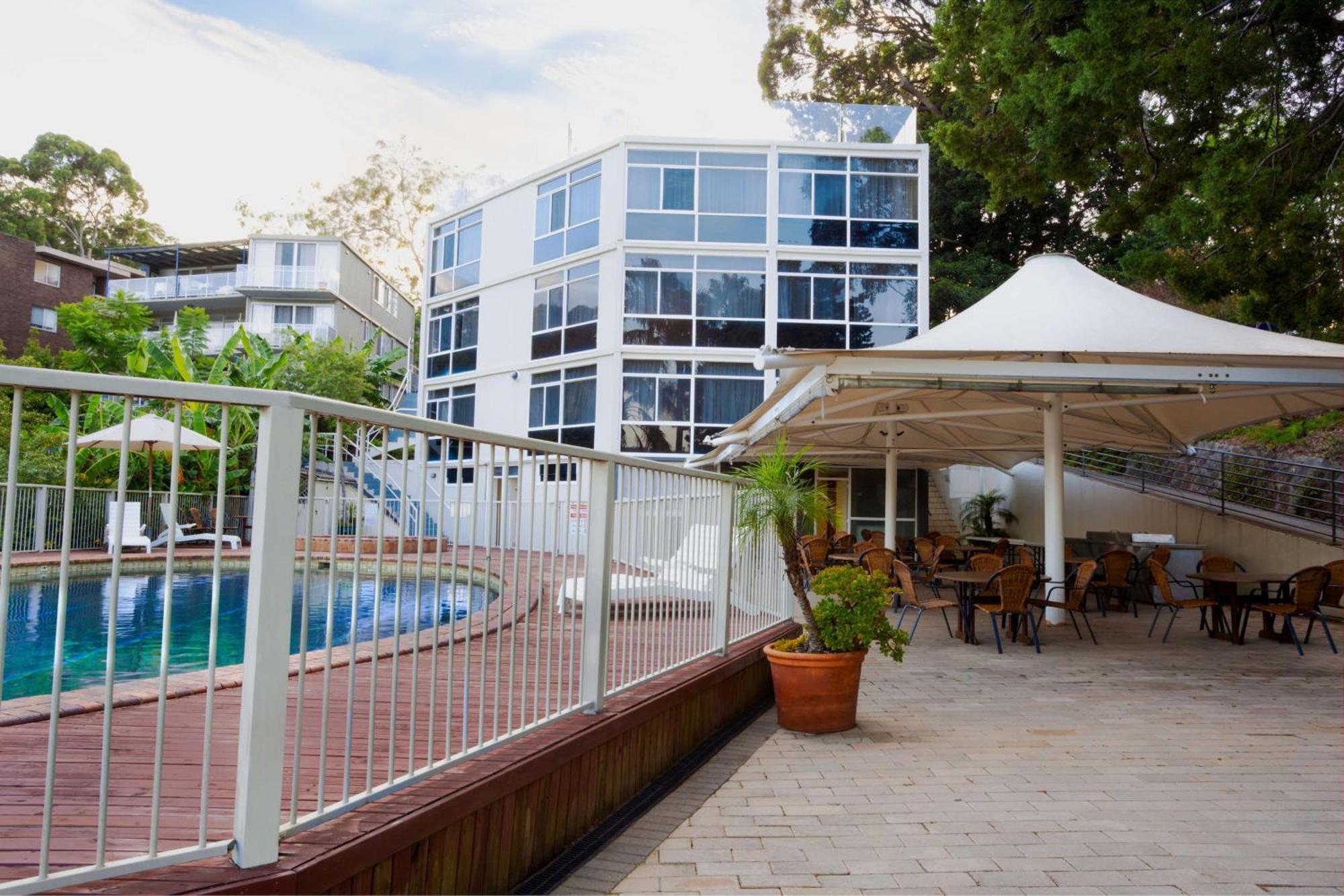 Mirage Hotel Newport Εξωτερικό φωτογραφία