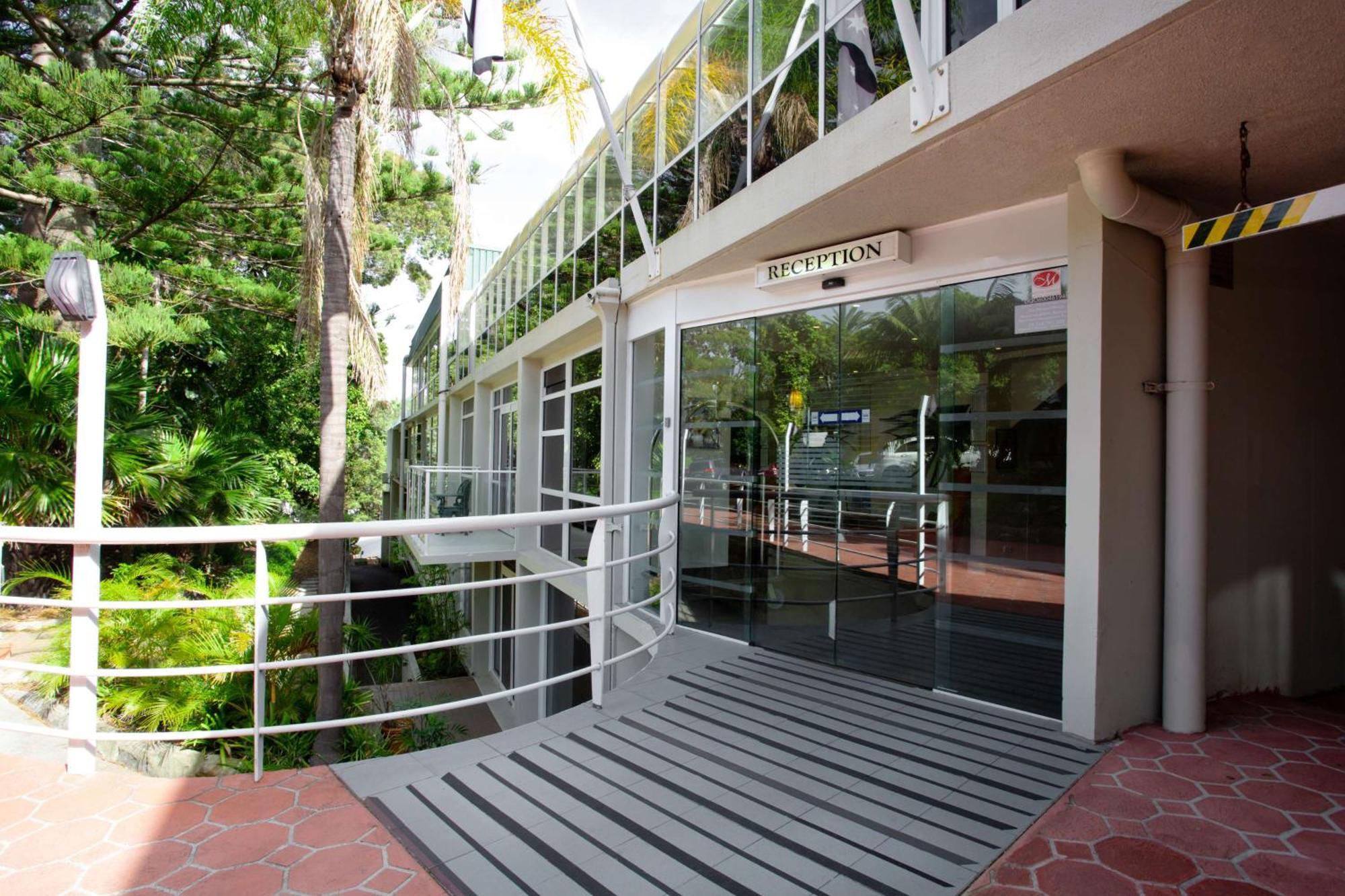 Mirage Hotel Newport Εξωτερικό φωτογραφία