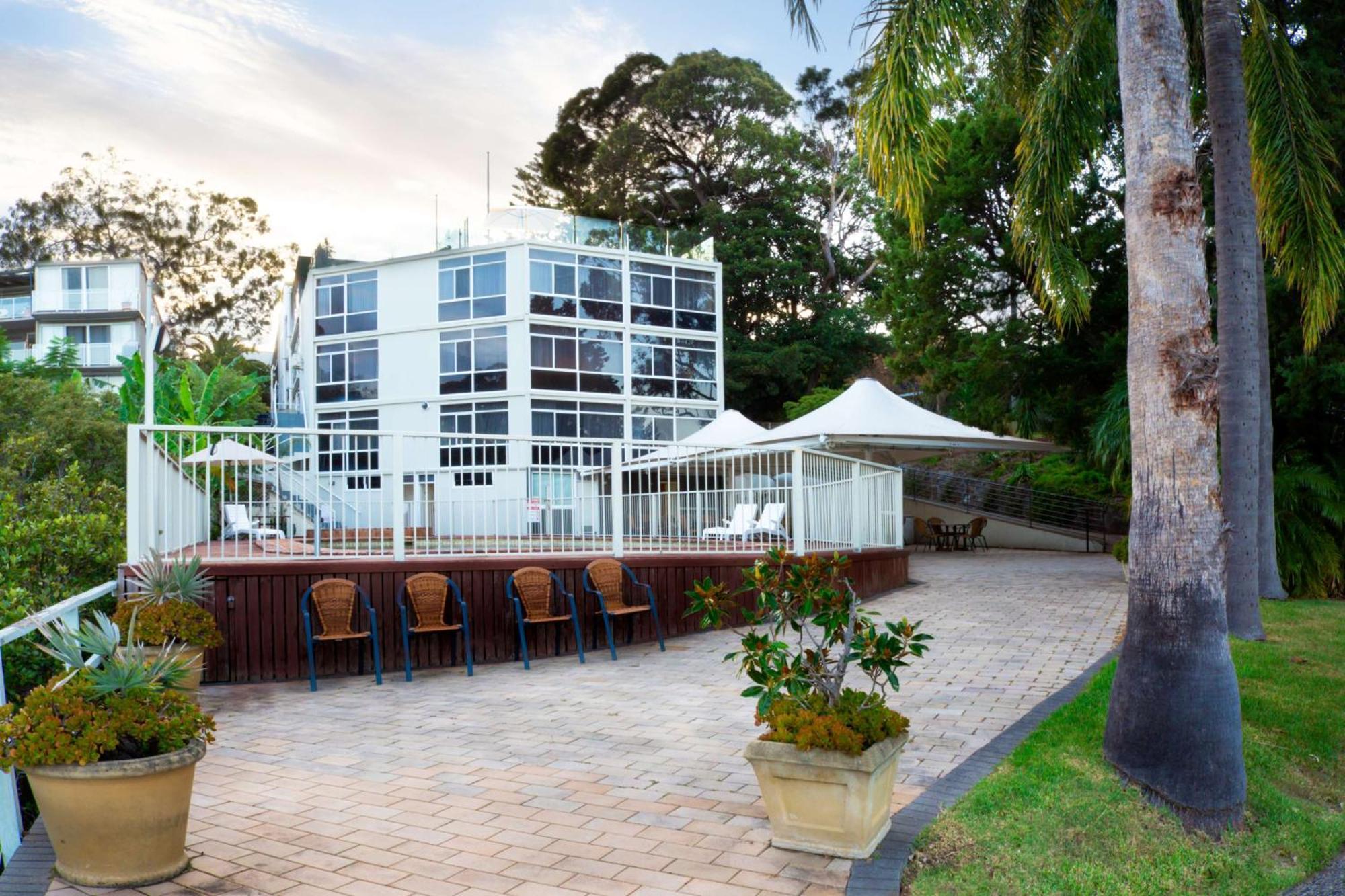 Mirage Hotel Newport Εξωτερικό φωτογραφία