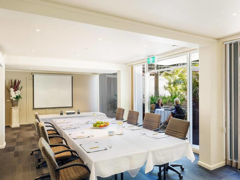 Mirage Hotel Newport Εξωτερικό φωτογραφία